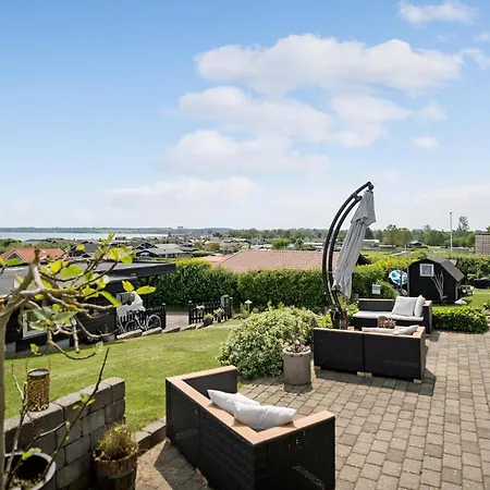 3 Bedroom Cozy In Juelsminde *